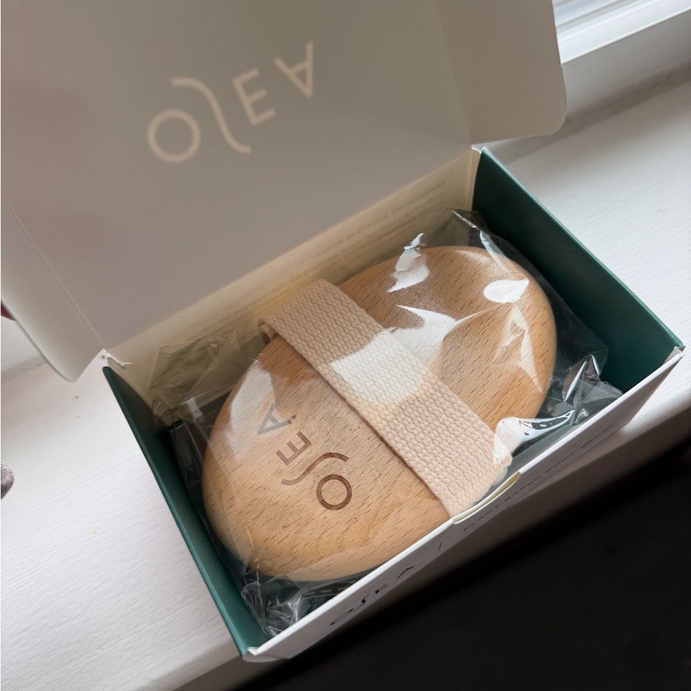Brand New OSEA Malibu Dry Brush - Picture 2 of 5
